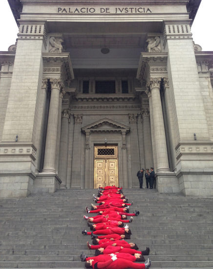 ALFOMBRA ROJA